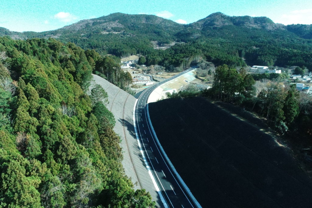 令和元年度県債復道1-24-006号　給分浜道路改良工事(その5)の写真